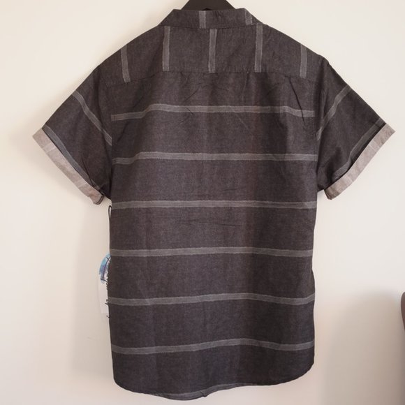 COPY - NWT Boardsports USA Short Sleeve Button Down Shirt Size XL - Picture 2 of 8